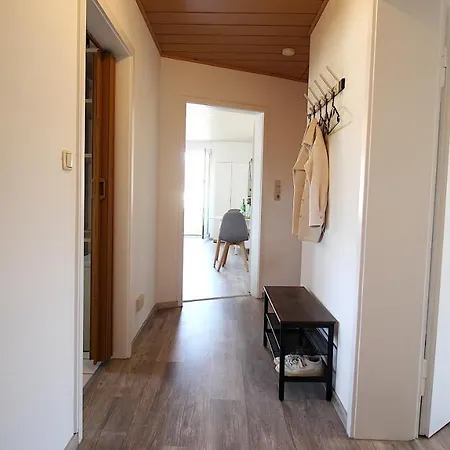 Apartamento Geraeumige Mit Balkon - Zentral - Kostenloses Parken