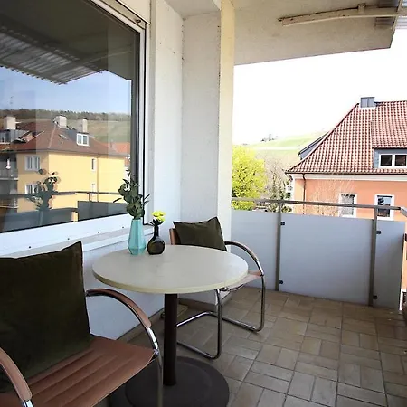 Grosszuegige Stadtwohnung - Garage, Balkon * Wurzburg