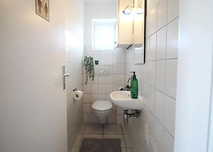 Appartement Geraeumige Mit Balkon - Zentral - Kostenloses Parken Würzburg